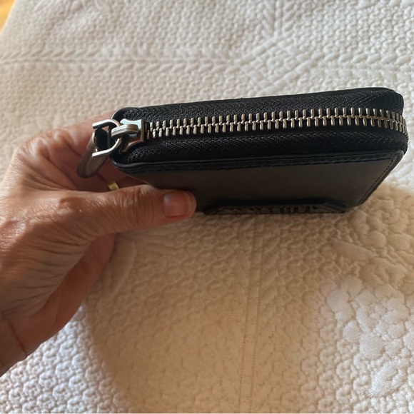 Wilfred free black pebbled leather wallet. EUC - Picture 5 of 9